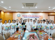 BỆNH VIỆN TAI MŨI HỌNG TRUNG ƯƠNG GẶP MẶT, TRI ÂN GIA ĐÌNH THƯƠNG BINH, LIỆT SĨ NHÂN NGÀY 27/7 BỆNH VIỆN TAI MŨI HỌNG TRUNG ƯƠNG GẶP MẶT, TRI ÂN GIA ĐÌNH THƯƠNG BINH, LIỆT SĨ NHÂN NGÀY 27/7