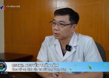 BỎNG THỰC QUẢN DO NUỐT PIN CÚC ÁO