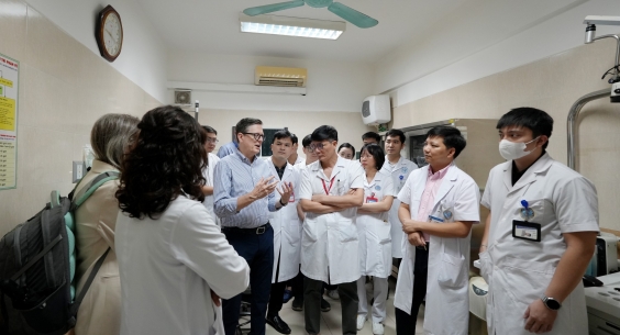 BỆNH VIỆN TAI MŨI HỌNG TRUNG ƯƠNG PHỐI HỢP CÙNG TỔ CHỨC REI (HOA KỲ) TỔ CHỨC CHUỖI SINH HOẠT KHOA HỌC