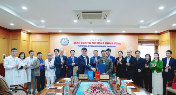 BỆNH VIỆN TAI MŨI HỌNG TRUNG ƯƠNG KÝ KẾT BIÊN BẢN GHI NHỚ HỢP TÁC HỖ TRỢ CHUYÊN MÔN VỚI VIỆN HUYẾT HỌC - TRUYỀN MÁU TRUNG ƯƠNG