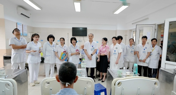 BỆNH VIỆN TAI MŨI HỌNG TRUNG ƯƠNG TRI ÂN NGƯỜI BỆNH NHÂN NGÀY QUỐC TẾ ĐIỀU DƯỠNG 12/5