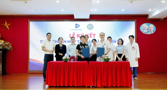 BỆNH VIỆN TAI MŨI HỌNG TRUNG ƯƠNG VÀ TỔNG CÔNG TY CỔ PHẦN BẢO HIỂM NGÂN HÀNG TMCP CÔNG THƯƠNG VIỆT NAM KÝ KẾT HỢP TÁC BẢO LÃNH VIỆN PHÍ