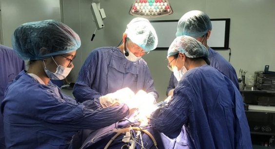 Bớt lo mất tiếng, méo miệng sau phẫu thuật Bớt lo mất tiếng, méo miệng sau phẫu thuật