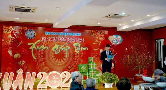 Bệnh viện Tai Mũi Họng Trung ương gặp mặt, tri ân cán bộ hưu trí