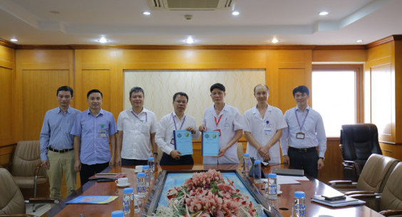 Bệnh viện Tai Mũi Họng Trung ương ký kết hợp tác toàn diện với Học viện Y – Dược Học Cổ truyền Việt Nam Bệnh viện Tai Mũi Họng Trung ương ký kết hợp tác toàn diện với Học viện Y – Dược Học Cổ truyền Việt Nam