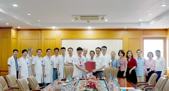Ký kết Biên bản ghi nhớ hợp tác giữa Bệnh viện Tai Mũi Họng Trung ương và Bệnh viện Đa khoa Xanh Pôn