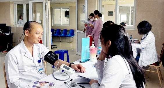 BỆNH VIỆN TAI MŨI HỌNG TRUNG ƯƠNG TỔ CHỨC KHÁM SỨC KHỎE ĐỊNH KỲ VÀ TIÊM PHÒNG CÚM MÙA NĂM 2025 CHO VIÊN CHỨC, NGƯỜI LAO ĐỘNG BỆNH VIỆN TAI MŨI HỌNG TRUNG ƯƠNG TỔ CHỨC KHÁM SỨC KHỎE ĐỊNH KỲ VÀ TIÊM PHÒNG CÚM MÙA NĂM 2025 CHO VIÊN CHỨC, NGƯỜI LAO ĐỘNG