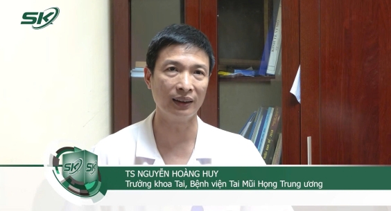 CẢNH BÁO: NGUY CƠ ĐIẾC VĨNH VIỄN DO TỰ LẤY RÁY TAI TẠI NHÀ CẢNH BÁO: NGUY CƠ ĐIẾC VĨNH VIỄN DO TỰ LẤY RÁY TAI TẠI NHÀ
